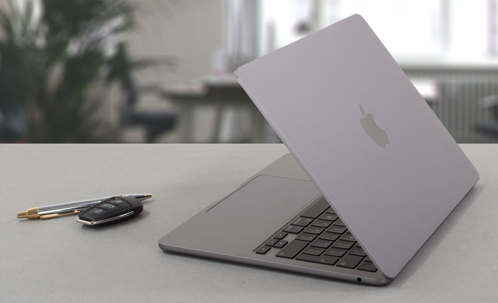 laptops for college students